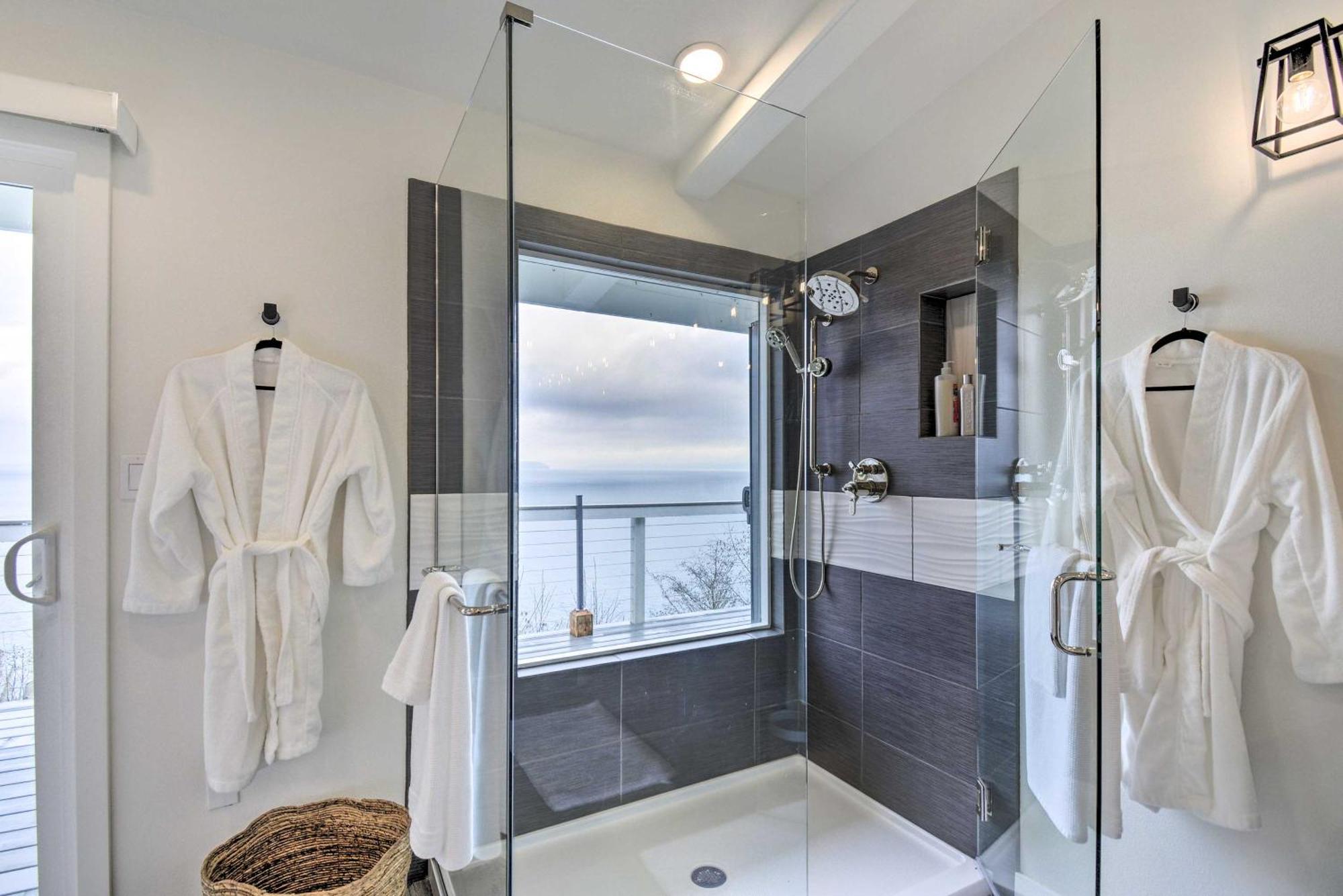 Waterfront Kingston Getaway On Puget Sound! Villa Eksteriør bilde